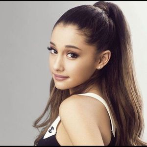 Meet your Posher, Ariana